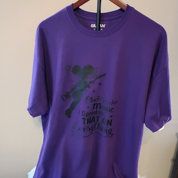 T-Shirt - Picture 2 of 2